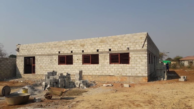 10 miles